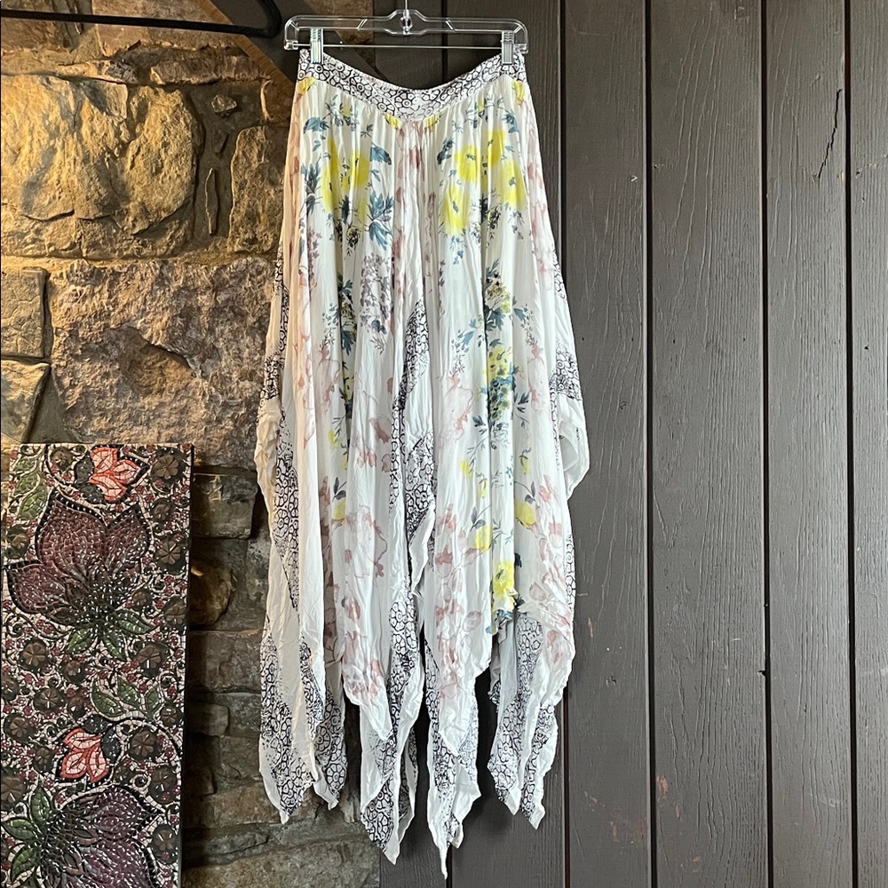 Free People Asymmetrical Floral Skirt - White, Yellow, Blue Sz M